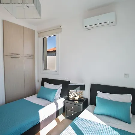 Seaspray Protaras