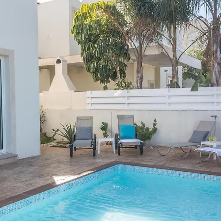 Seaspray Villa *
