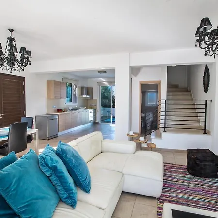 Seaspray Villa Protaras